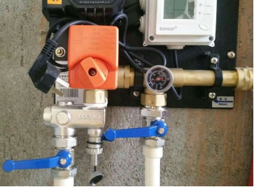 支持在線排污的博容下裝式過(guò)濾器